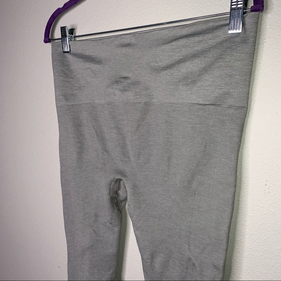 BLANQI | Maternity Support Legging - Picture 7 of 10